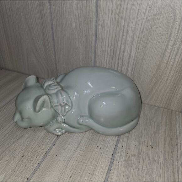 Vtg Andrea By Sadek Ceramic Sleeping Cat Large Figurine Celadon Blue Japan - Picture 2 of 7